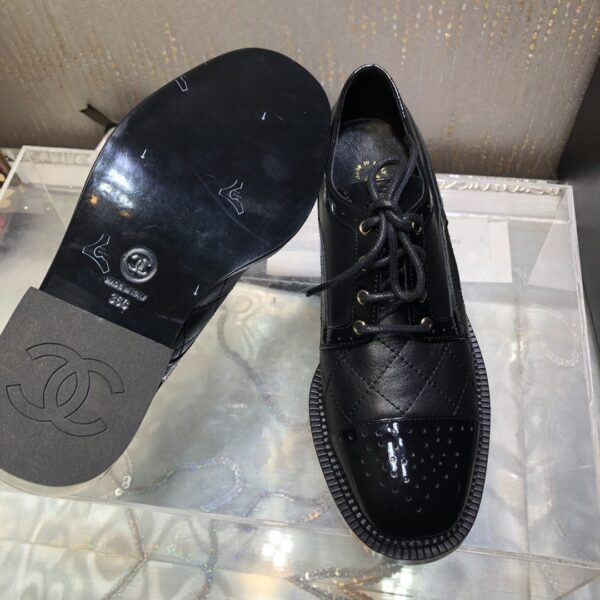 Chanel Women's Laced Shoes Black For Women