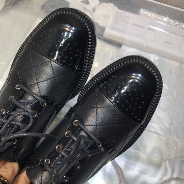 Chanel Women's Laced Shoes Black For Women