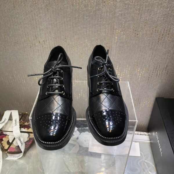 Chanel Women's Laced Shoes Black For Women