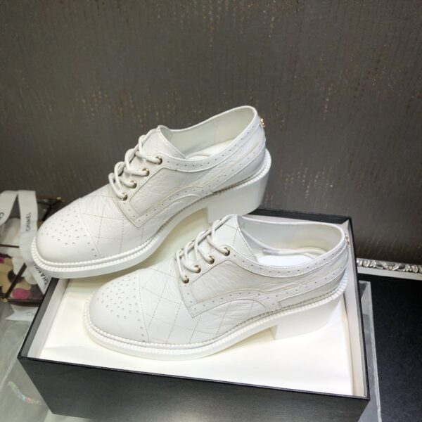 Chanel Women's Laced Shoes White For Women