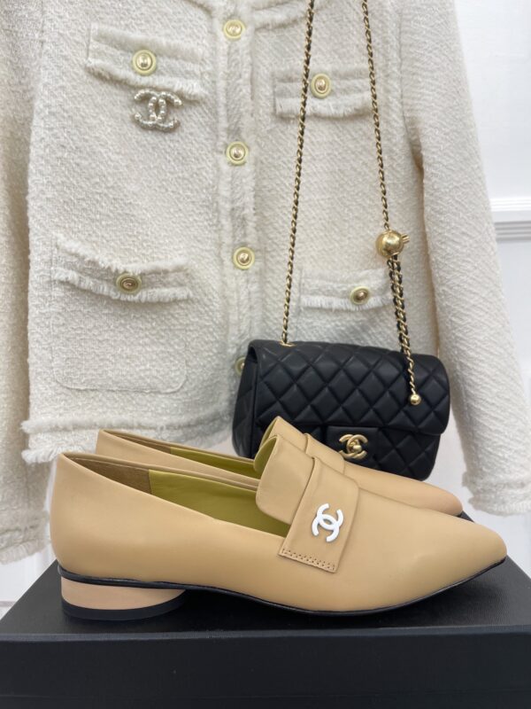 Chanel Women's Loafer With Logo Beige For Women