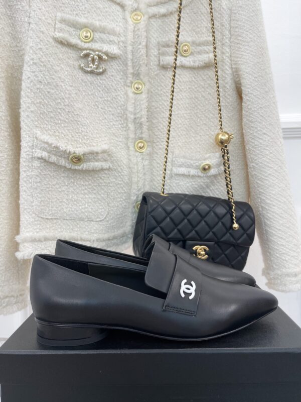 Chanel Women's Loafer With Logo Black For Women