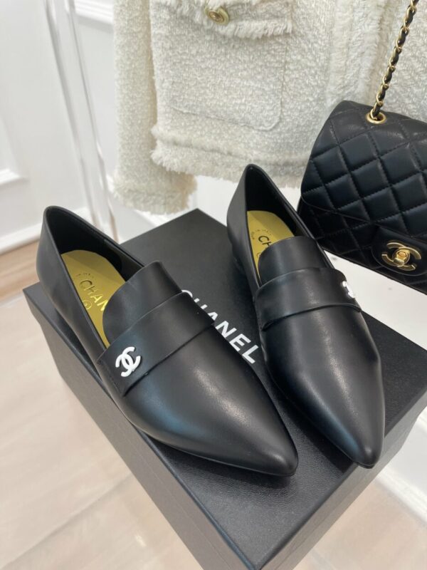 Chanel Women's Loafer With Logo Black For Women