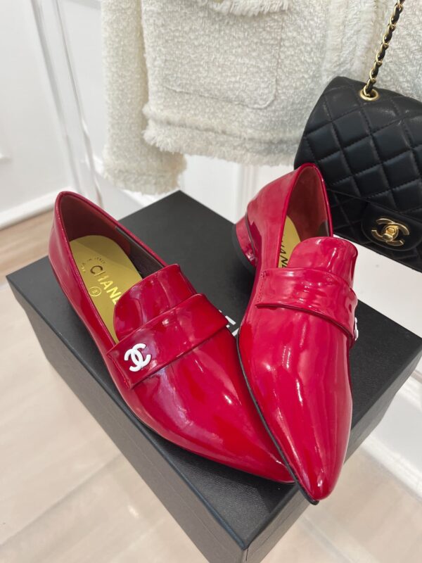 Chanel Women's Loafer With Logo Red For Women