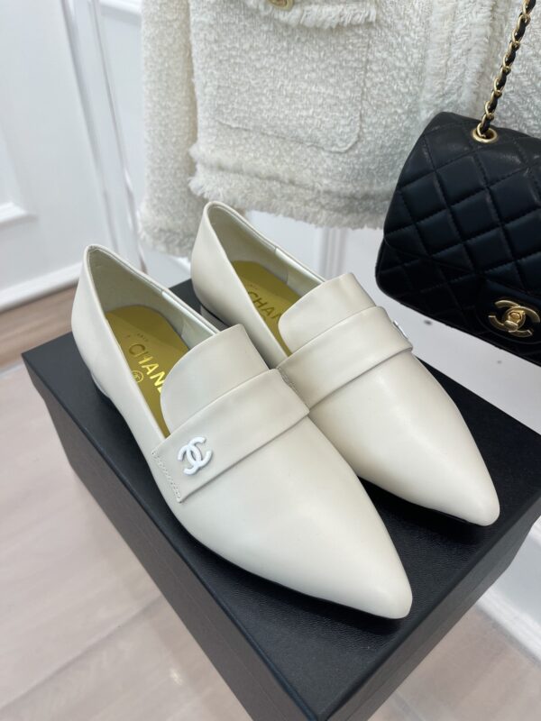 Chanel Women's Loafer With Logo White For Women