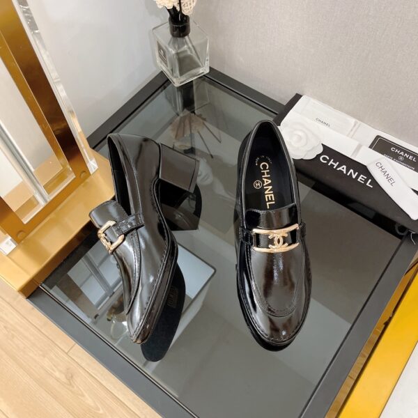 Chanel Women's Loafers Black For Women G39320 X56701 94305