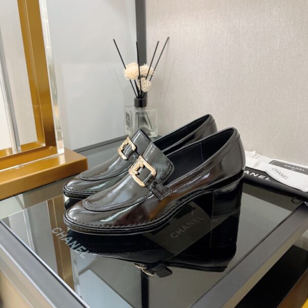 Chanel Women's Loafers Black For Women G39320 X56701 94305