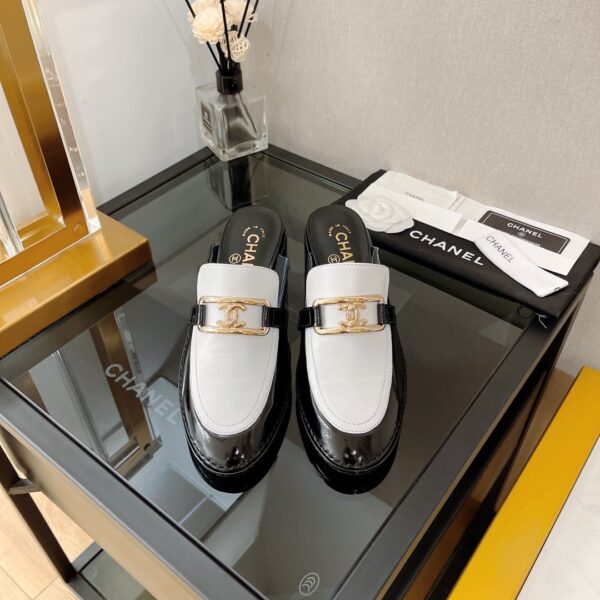 Chanel Women's Loafers White For Women