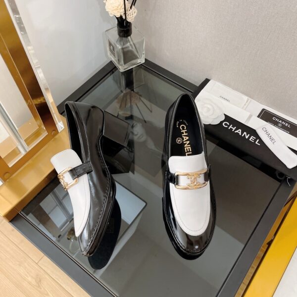 Chanel Women's Loafers White For Women
