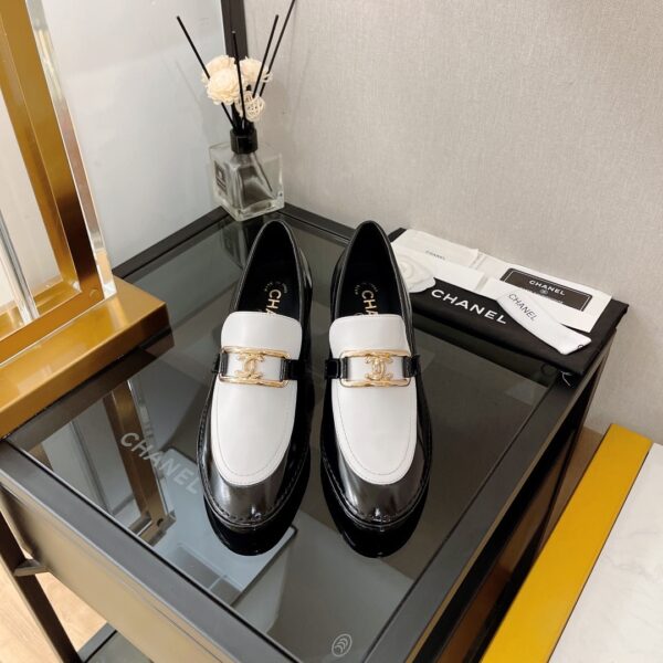Chanel Women's Loafers White For Women