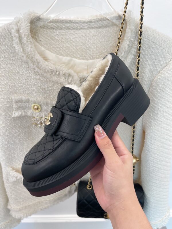 Chanel Women's Loafers With Lining Black For Women