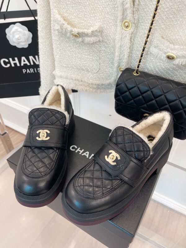 Chanel Women's Loafers With Lining Black For Women