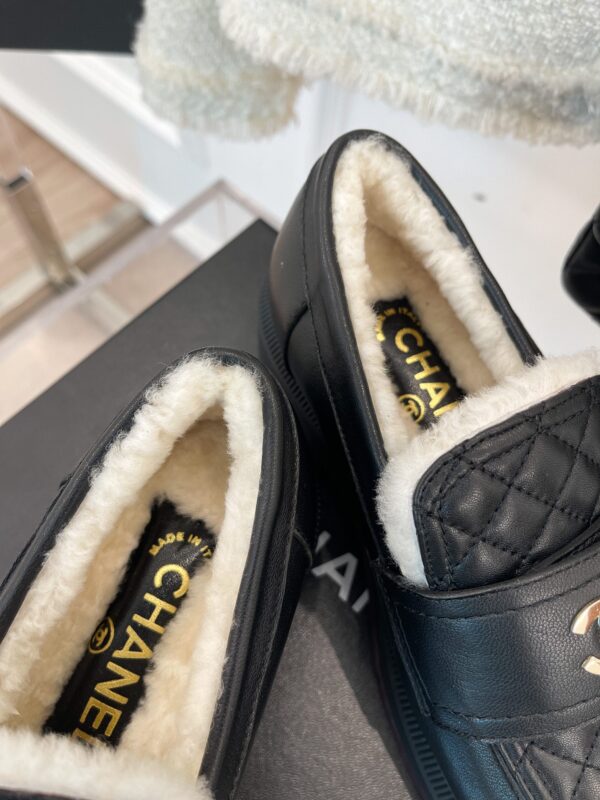 Chanel Women's Loafers With Lining Black For Women
