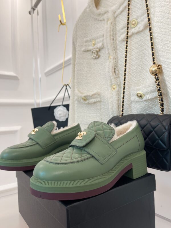 Chanel Women's Loafers With Lining Green For Women