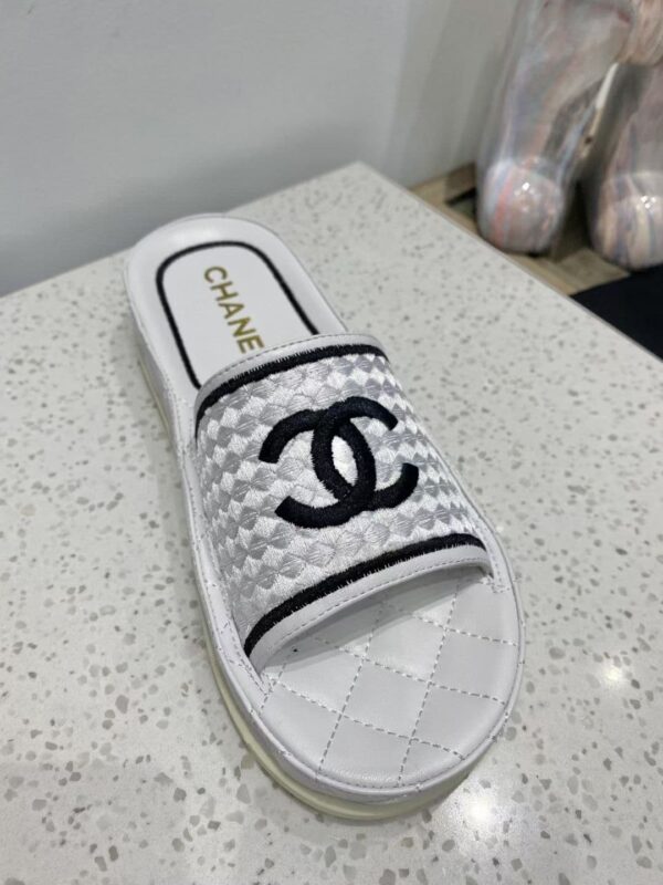 Chanel Women's Mules Black And White For Women