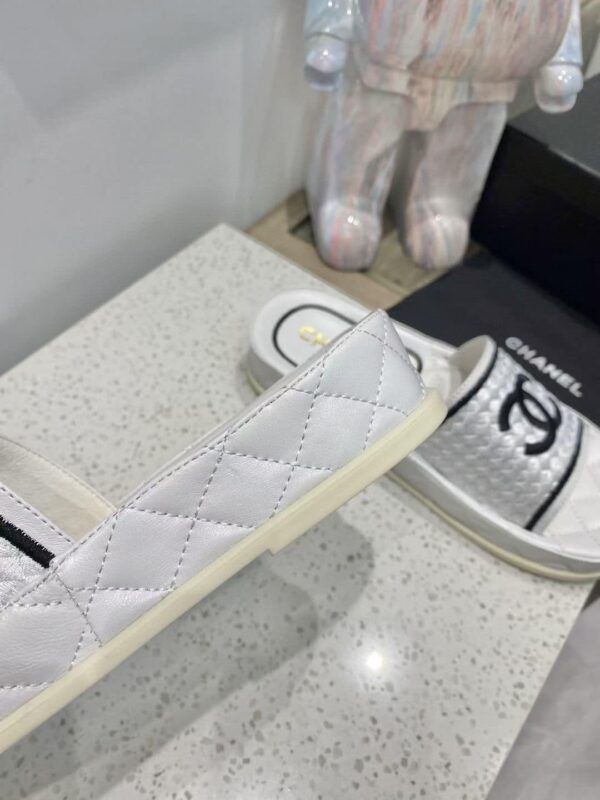Chanel Women's Mules Black And White For Women