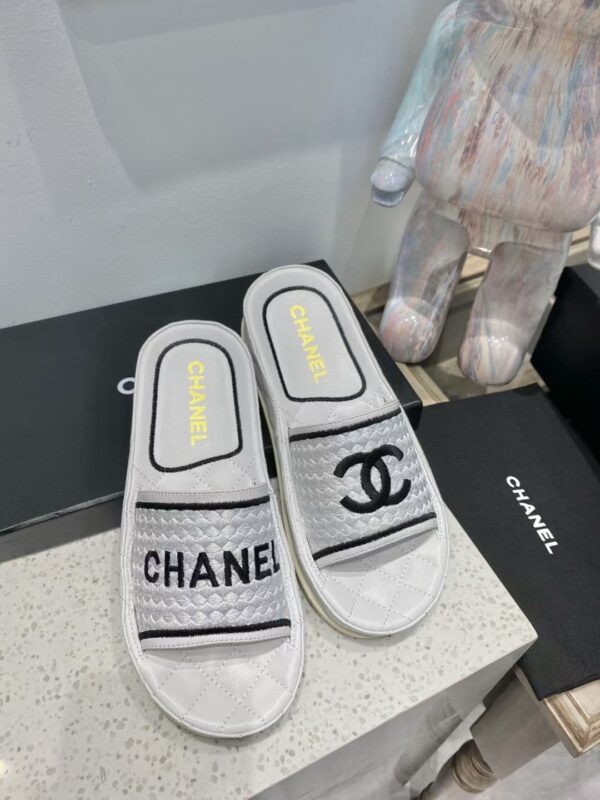 Chanel Women's Mules Black And White For Women