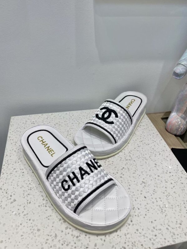 Chanel Women's Mules Black And White For Women