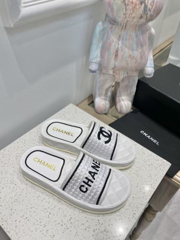 Chanel Women's Mules Black And White For Women