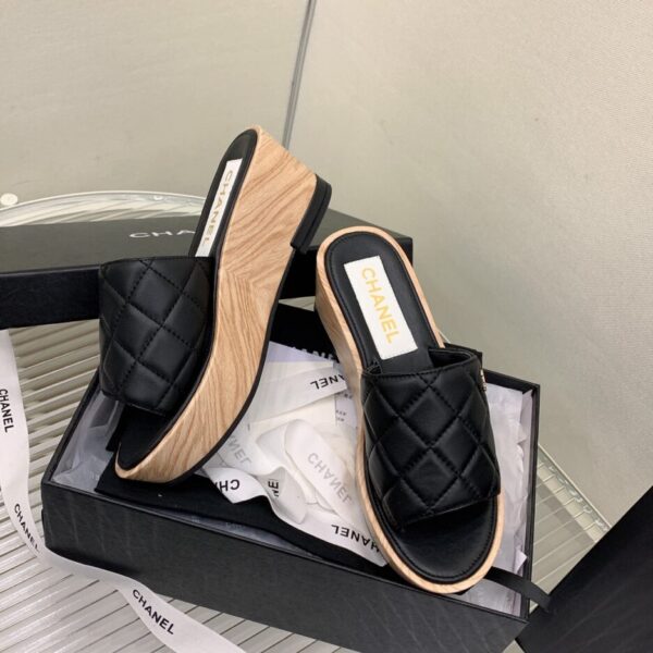 Chanel Women's Mules Black For Women