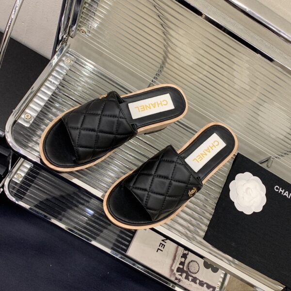 Chanel Women's Mules Black For Women