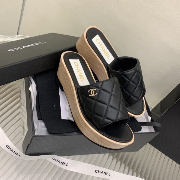 Chanel Women's Mules Black For Women