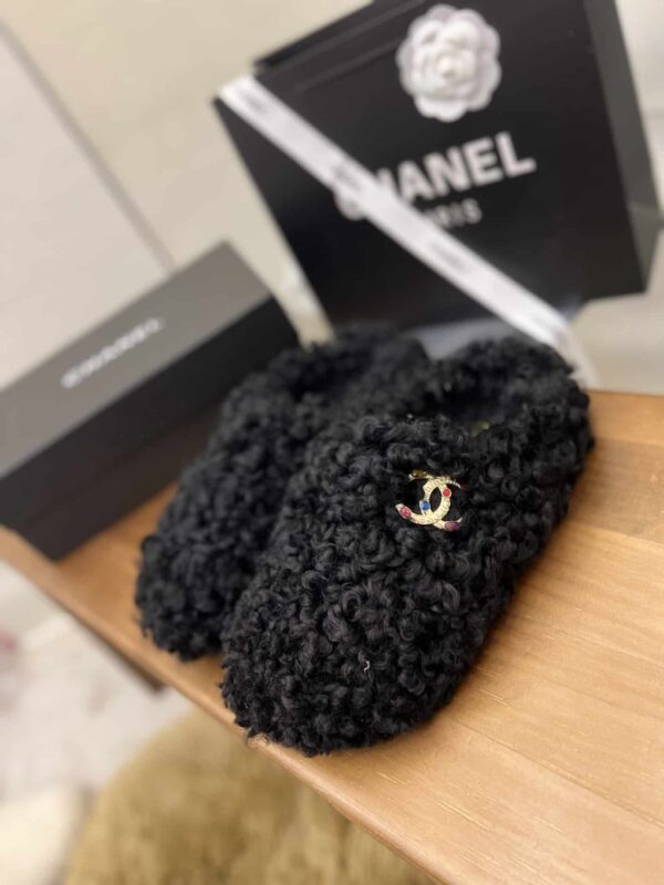 Chanel Women's Mules Black For Women