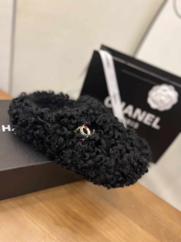 Chanel Women's Mules Black For Women