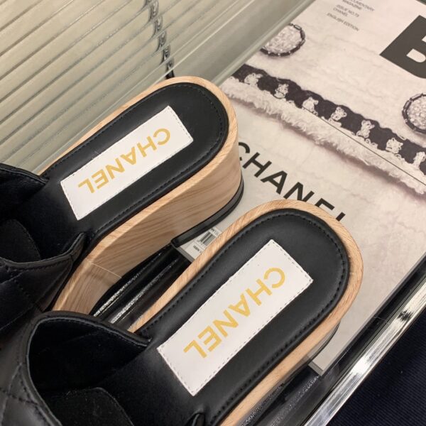 Chanel Women's Mules Black For Women