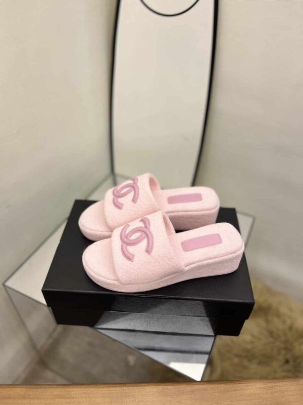 Chanel Women's Mules Pink For Women 1.5in/4cm