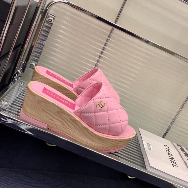 Chanel Women's Mules Pink For Women