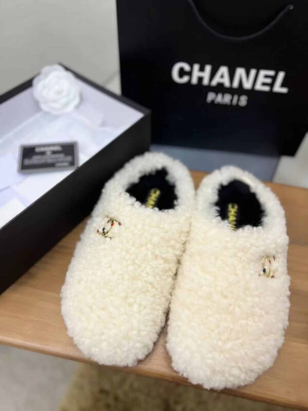 Chanel Women's Mules White For Women