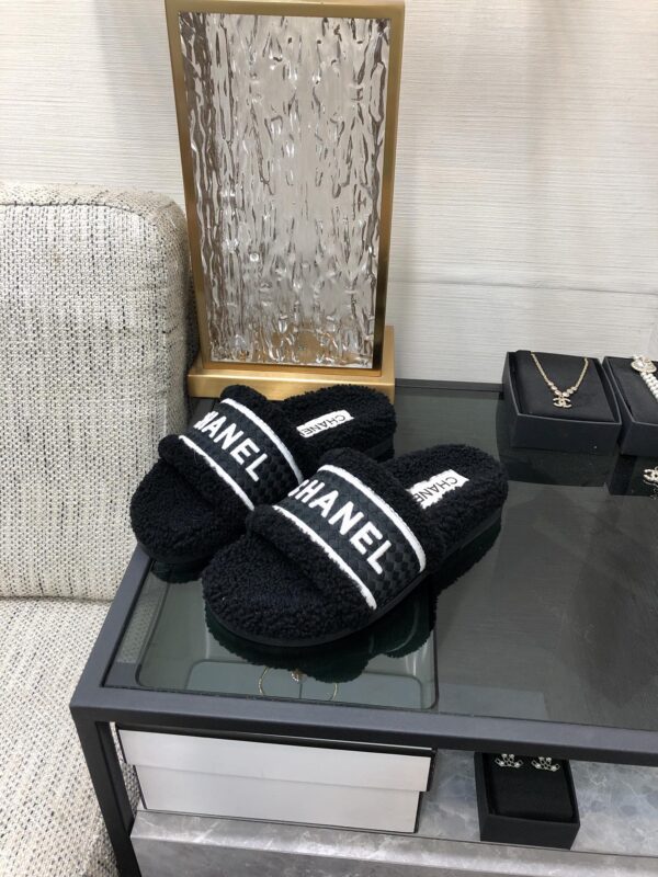 Chanel Women's Mules With Lining Black For Women 1.2in/3cm