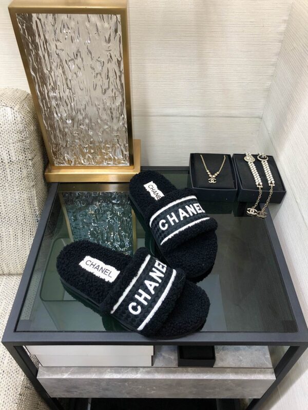 Chanel Women's Mules With Lining Black For Women 1.2in/3cm