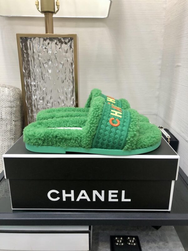 Chanel Women's Mules With Lining Green For Women 1.2in/3cm