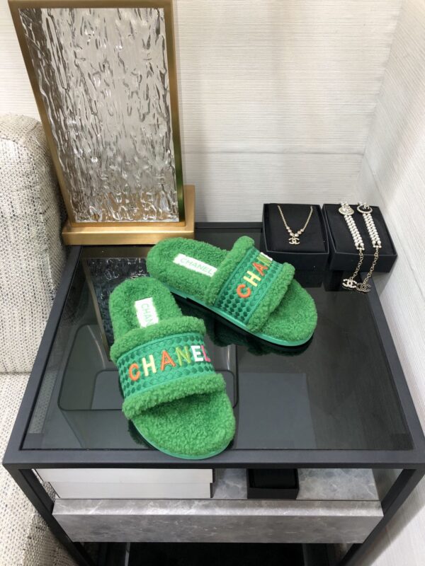 Chanel Women's Mules With Lining Green For Women 1.2in/3cm