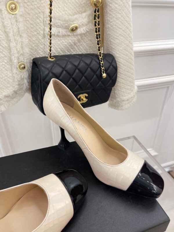 Chanel Women's Pump & Grosgrain Beige For Women