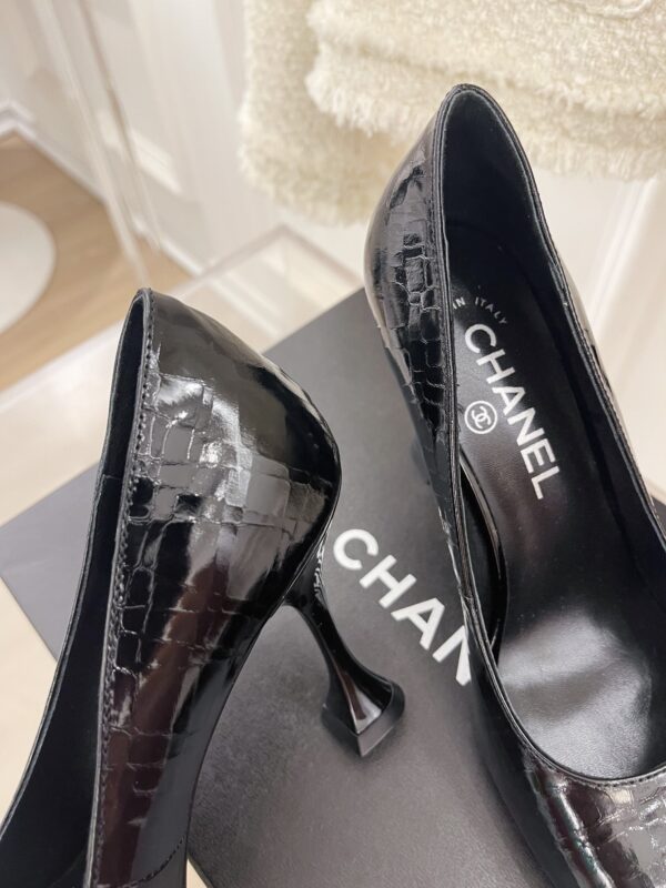 Chanel Women's Pump & Grosgrain Black For Women