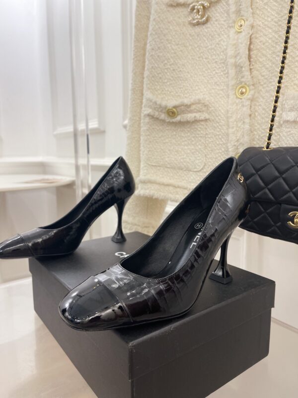 Chanel Women's Pump & Grosgrain Black For Women