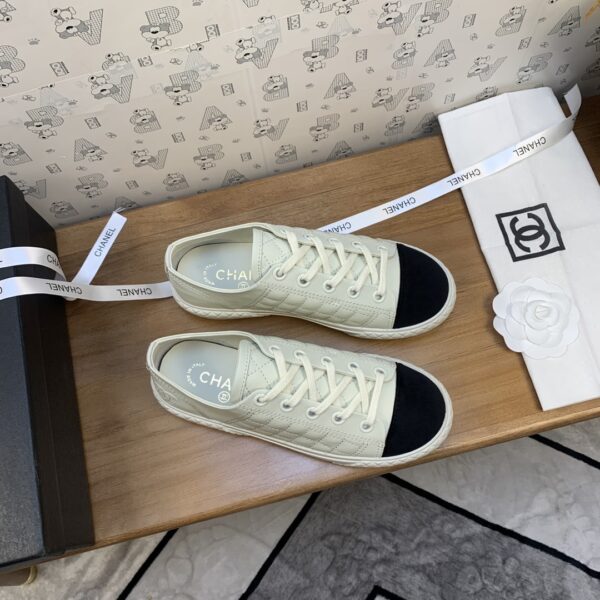 Chanel Women's Sneakers White And Black For Women