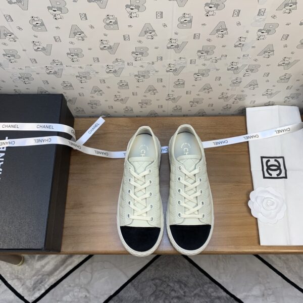 Chanel Women's Sneakers White And Black For Women