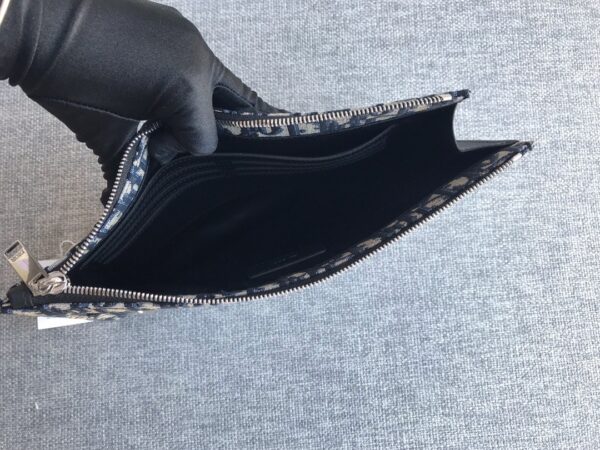 1:1 Replica Christian Dior A5 Pouch Black Unisex 10.5in/27cm CD 2ESCA338YSE_H03E