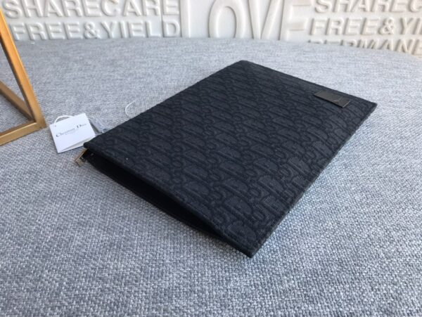 1:1 Replica Christian Dior A5 Pouch Black Unisex 10.5in/27cm CD 2ESCA338YSE_H03E