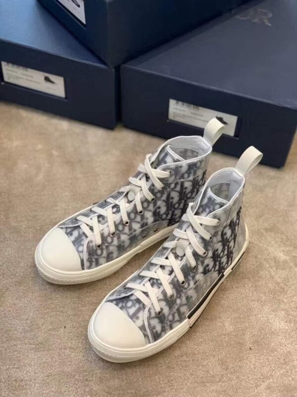 Christian Dior B23 High-Top Sneaker White And Black Dior Oblique Canvas White/Black For Women CD 3SH118YJP_H069
