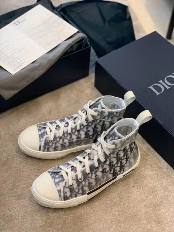Christian Dior B23 High-Top Sneaker White And Black Dior Oblique Canvas White/Black For Women CD 3SH118YJP_H069