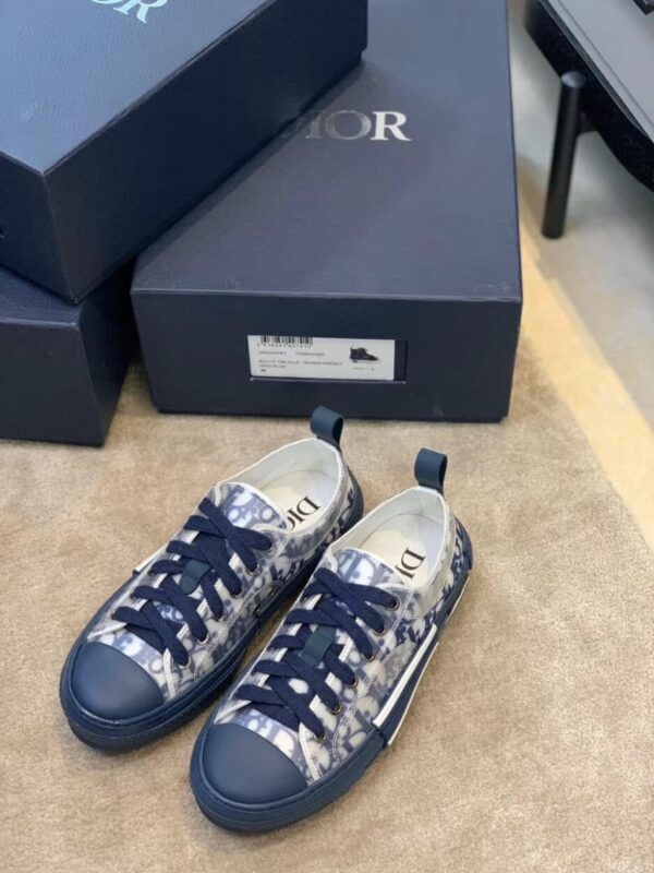 Christian Dior B23 Low-Top Sneaker Blue CD Beaded Canvas Blue For Women CD