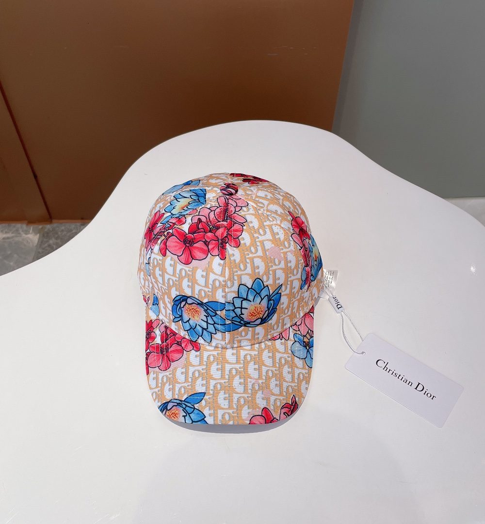 Christian Dior Baseball Cap White/Beige Cap