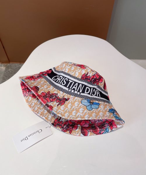 Christian Dior Bucket Hat Beige/White Hat