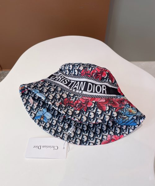 Christian Dior Bucket Hat Black/White Hat
