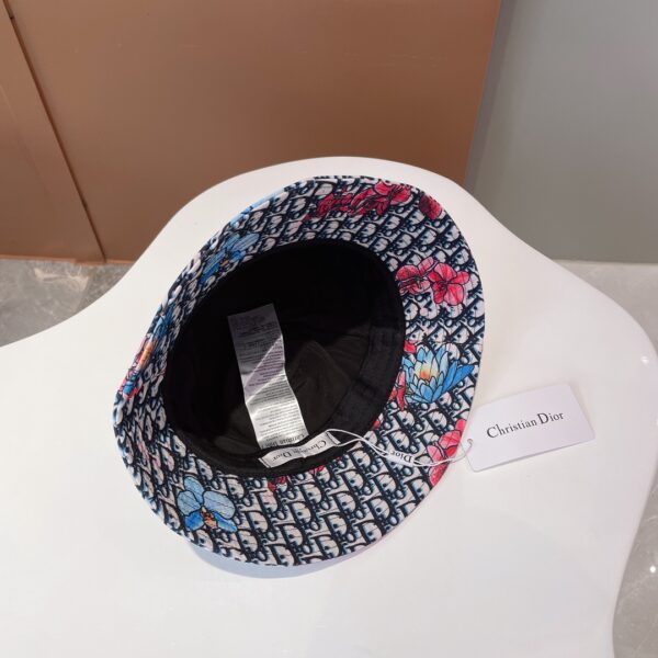 Christian Dior Bucket Hat Black/White Hat